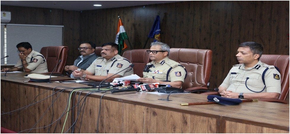 ಜಾತ್ರೆ, ದೇವರ ಉತ್ಸವ, ಶುಭ ಸಮಾರಂಭಗಳಿಗೆ ಬರುವ ವಯಸ್ಸಾದ ವೃದ್ಧರ ಚಿನ್ನಾಭರಣ ಕಳವು ಮಾಡಿದ್ದ ಇಬ್ಬರು ವಶ.