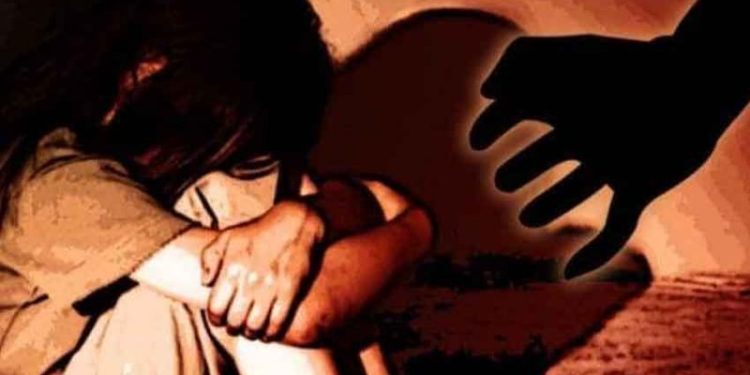 ಲೈಂಗಿಕ ಕ್ರಿಯೆಗೆ ಸಹಕರಿಸದ ಬಾಲಕಿ!; ಕೊಲೆ ಮಾಡಿದ ಮುಖ್ಯ ಶಿಕ್ಷಕ!