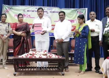 ವಿದ್ಯಾರ್ಥಿಗಳ ಸಮಸ್ಯೆಗಳನ್ನು ಪರಿಹರಿಸಲು ಚಾಮರಾಜನಗರ ಜಿಲ್ಲಾ ಪೋಲೀಸ್ ‘ನಪಬಿಗೆ’ ಉಪಕ್ರಮಕ್ಕೆ ಚಾಲನೆ