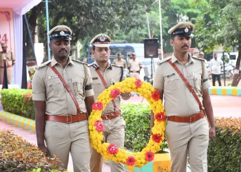 ಪೊಲೀಸ್ ಹುತಾತ್ಮರಿಗೆ ಭಾವಪೂರ್ಣ ಶ್ರದ್ಧಾಂಜಲಿ