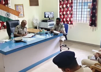 ಡಿಐಜಿಪಿ ಡಾ.ಎಂ.ಬಿ. ಬೋರಲಿಂಗಯ್ಯ ಪ್ರಮುಖ ಪ್ರಕರಣಗಳನ್ನು ಪರಿಶೀಲಿಸಿದರು