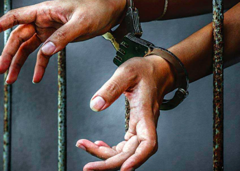 ತುಮಕೂರು: ಅಕ್ರಮ ಶಸ್ತ್ರಾಸ್ತ್ರ ತಯಾರಿಕಾ ಜಾಲ ಭೇದಿಸಿದ ತುಮಕೂರು ಪೊಲೀಸರು ಆರು ಆರೋಪಿಗಳ ಬಂಧನ