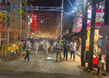 ಬೆಳಗಾವಿ ನಗರ ಆಯುಕ್ತರು ಪಾದಯಾತ್ರೆಯ ನೇತೃತ್ವ ವಹಿಸಿದ್ದಾರೆ