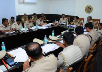 ಮುಂಬರುವ ಹಬ್ಬಗಳಿಗೆ ಕೊಪ್ಪಳದಲ್ಲಿ ಭದ್ರತಾ ಸಿದ್ಧತೆಗಳನ್ನು ಡಿಜಿಪಿ ವರ್ತಿಕಾ ಕಟಿಯಾರ್ ಪರಿಶೀಲಿಸಿದರು