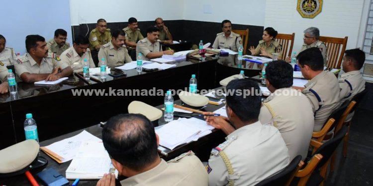 ಮುಂಬರುವ ಹಬ್ಬಗಳಿಗೆ ಕೊಪ್ಪಳದಲ್ಲಿ ಭದ್ರತಾ ಸಿದ್ಧತೆಗಳನ್ನು ಡಿಜಿಪಿ ವರ್ತಿಕಾ ಕಟಿಯಾರ್ ಪರಿಶೀಲಿಸಿದರು