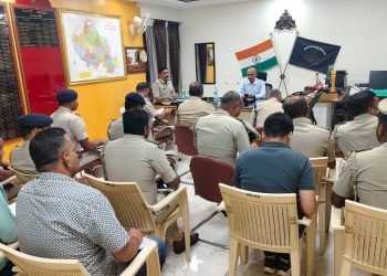 ಡಿಐಜಿಪಿ ಬೋರಲಿಂಗಯ್ಯ ಅವರು ಕಳ್ಳತನ-ಕೊಲೆ ಪ್ರಕರಣದ ಪರಿಶೀಲನೆ ನಡೆಸಿದ್ದಾರೆ