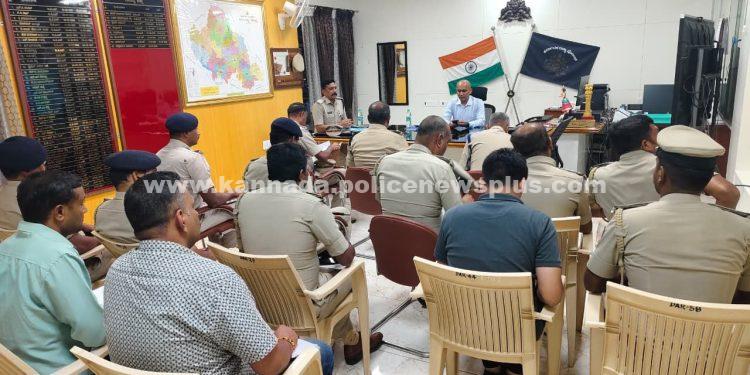 ಡಿಐಜಿಪಿ ಬೋರಲಿಂಗಯ್ಯ ಅವರು ಕಳ್ಳತನ-ಕೊಲೆ ಪ್ರಕರಣದ ಪರಿಶೀಲನೆ ನಡೆಸಿದ್ದಾರೆ