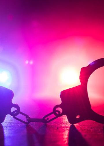 ಚಿನ್ನದ ಸರ ಕಳ್ಳತನ; ಆರೋಪಿಗಳ ಬಂಧನ ಮತ್ತು ಆಭರಣಗಳು ವಶ