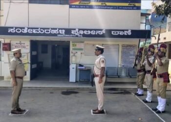 ಸಂತೇಮರಹಳ್ಳಿ ಠಾಣೆ ಕಾರ್ಯವೈಖರಿ ಪರಿಶೀಲನೆ