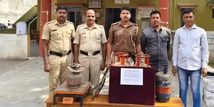 ಅಕ್ರಮ ಗ್ಯಾಸ್ ರಿಫಿಲ್‌ಗೇ ಕಾನೂನು ಕ್ರಮ