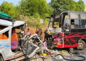 ಕಾರ್ಕಳ: ಭಾಸಗಿ ಬಸ್–ಟ್ರಕ್ಸ್ ವಾಹನದ ಮಧ್ಯೆ ಭೀಕರ ಅಪಘಾತ: ಮೂವರು ಮೃತ್ಯು, ಆರು ಮಂದಿಗೆ ಗಾಯ