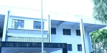 ತುಮಕೂರು ಪೊಲೀಸ್ ಕಚೇರಿಯಲ್ಲಿ ಗಣರಾಜ್ಯೋತ್ಸವ ಧ್ವಜಾರೋಹಣ