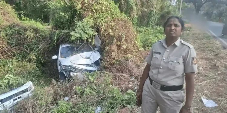 ಕಾರ್ ಅಪಘಾತಕ್ಕೆ ಪೊಲೀಸ್ ಸ್ಪಂದನೆ