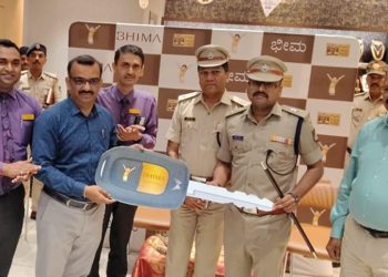 ಉಡುಪಿ ಜಿಲ್ಲಾ ಪೊಲೀಸರಿಗೆ ಬೊಲೆರೋ ಜೀಪ್ ಹಸ್ತಾಂತರ