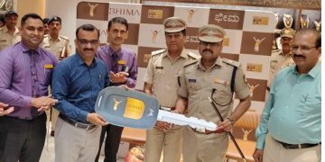 ಉಡುಪಿ ಜಿಲ್ಲಾ ಪೊಲೀಸರಿಗೆ ಬೊಲೆರೋ ಜೀಪ್ ಹಸ್ತಾಂತರ