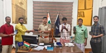 ಕಾಣೆಯಾದ ಮೊಬೈಲ್ ಫೋನ್‌ಗಳನ್ನು ವಶಪಡಿಸಿಕೊಂಡ ತೋರಣಗಲ್ಲು ಪೊಲೀಸರು