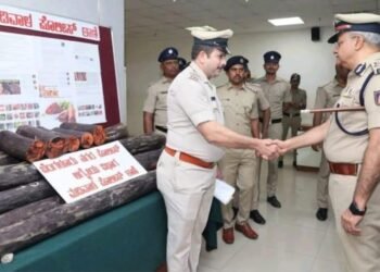 ಕೆಂಪು ಶ್ರೀಗಂಧ ಕಳ್ಳಸಾಗಣೆದಾರನ ಬಂಧನ