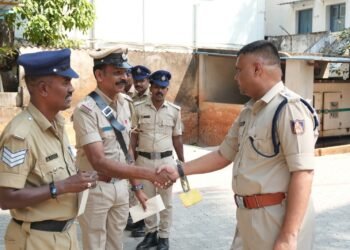 ಡಿಎಆರ್ ಬ್ಯಾಂಡ್ ತಂಡಕ್ಕೆ ಸನ್ಮಾನ