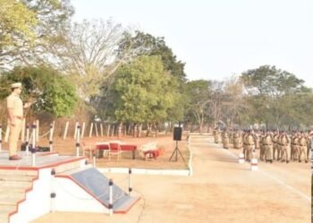 ಕೆಜಿಎಫ್ ಡಿಎಆರ್ನಲ್ಲಿ ಸಾಪ್ತಾಹಿಕ ಪರೇಡ್ ನಡೆಸಲಾಯಿತು