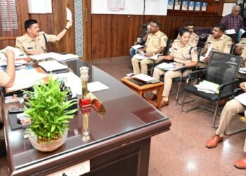 ಅಪರಾಧ ಪರಿಶೀಲನಾ ಸಭೆಯು ಪೊಲೀಸ್ ವ್ಯವಸ್ಥೆಯನ್ನು ಬಲಪಡಿಸುತ್ತದೆ