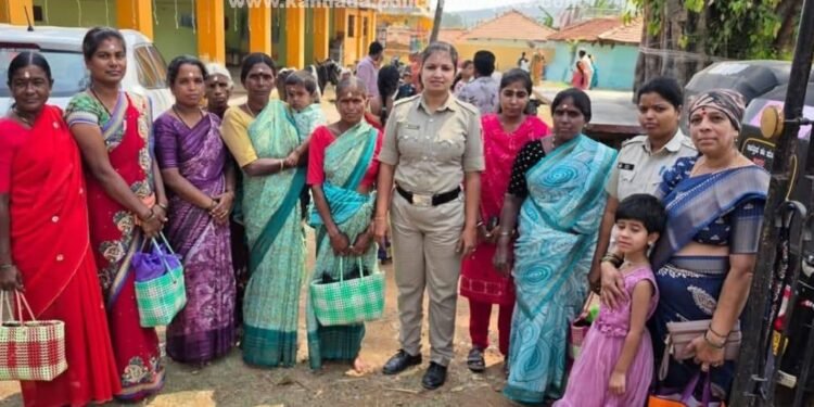 ಅಕ್ಕ ಪಡೆ ಜಾಗೃತಿ ಅಭಿಯಾನ ನಡೆಸಲಾಯಿತು