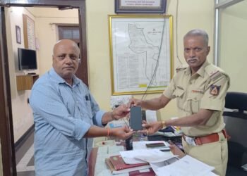 ಕಳೆದುಹೋದ ಮೊಬೈಲ್ಗಳನ್ನು ಯಶಸ್ವಿಯಾಗಿ ಮರಳಿಸಲಾಯಿತು