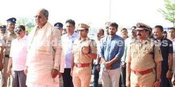 ಮುಖ್ಯಮಂತ್ರಿಗಳಿಗೆ ಆತ್ಮೀಯ ಸ್ವಾಗತ.