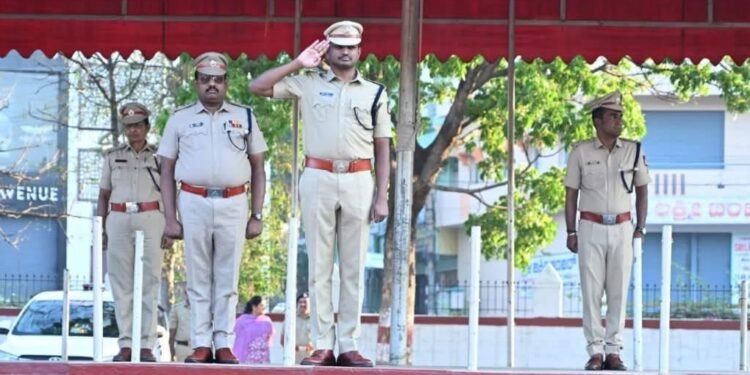 ಪೊಲೀಸರ ಮನೋಬಲ ಹೆಚ್ಚಿಸುವ ಸಾಪ್ತಾಹಿಕ ಮೆರವಣಿಗೆ