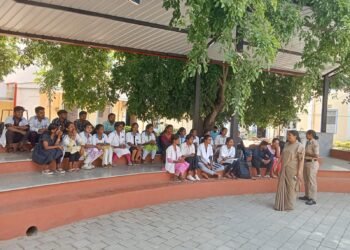 ಅಕ್ಕ ಪಡೆಯಿಂದ ಜಾಗೃತಿ ಗಸ್ತು