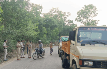 13 ವಾಹನಗಳನ್ನು ವಶಪಡಿಸಿಕೊಂಡರು