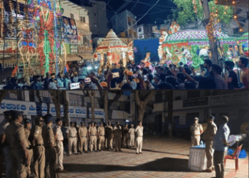 ಶಾಂತಿಯುತ ಪಲ್ಲಕ್ಕಿ ಉತ್ಸವ ಯಶಸ್ವಿಯಾಗಿ ನಡೆಯಿತು