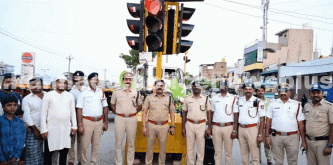 ದಾವಣಗೆರೆ ಪೊಲೀಸರು ರಸ್ತೆ ಸುರಕ್ಷತೆಗೆ ಹೆಚ್ಚಿನ ಒತ್ತು ನೀಡಿದ್ದಾರೆ