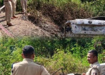 ಅರಬಿಲ್ ಘಾಟ್ ಕಾರು ಅಪಘಾತ ಸ್ಥಳಕ್ಕೆ ಎಸ್ಪಿ ಭೇಟಿ: ತನಿಖೆ ಚುರುಕು