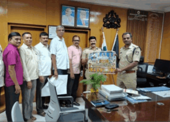ತುಮಕೂರು ಪೊಲೀಸರು ಸಾಂಸ್ಕೃತಿಕ ನಾಟಕ ಕಾರ್ಯಕ್ರಮವನ್ನು ಆಯೋಜಿಸಿದ್ದಾರೆ
