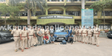 ಅರಣ್ಯ ಅಧಿಕಾರಿಗಳು ಆನೆ ದಂತಗಳನ್ನು ವಶಪಡಿಸಿಕೊಂಡರು