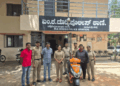 ಕದ್ದ ಬೈಕ್ ಅನ್ನು ಎಂ.ಕೆ. ದೊಡ್ಡಿ ಪೊಲೀಸರು ವಶಪಡಿಸಿಕೊಂಡಿದ್ದಾರೆ