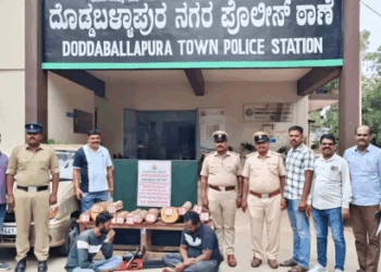ದೊಡ್ಡಬಳ್ಳಾಪುರ ಪೊಲೀಸರು ಶ್ರೀಗಂಧದ ಕಳ್ಳತನ ಪ್ರಕರಣವನ್ನು ಭೇದಿಸಿದ್ದಾರೆ