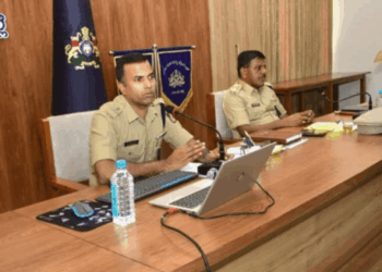 ಪೊಲೀಸರು ಅಪರಾಧ ಪರಿಶೀಲನಾ ಸಭೆ ನಡೆಸಿದ್ದಾರೆ