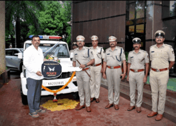 ಶಾಸಕರಿಂದ ಪೊಲೀಸರಿಗೆ ಗಸ್ತು ವಾಹನ ದೇಣಿಗೆ