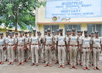 ಪೊಲೀಸ್ ತರಬೇತಿದಾರರು ವಿಧಿವಿಜ್ಞಾನ ಜ್ಞಾನವನ್ನು ಪಡೆಯುತ್ತಾರೆ